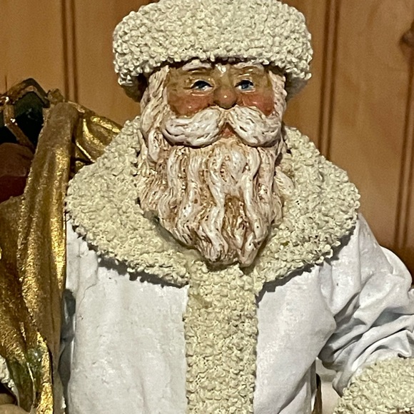 Possible Dreams Clothtiques Old World Santa  10” Tall White/Gold - Picture 2 of 8